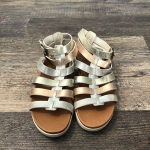 Girl’s Sandals